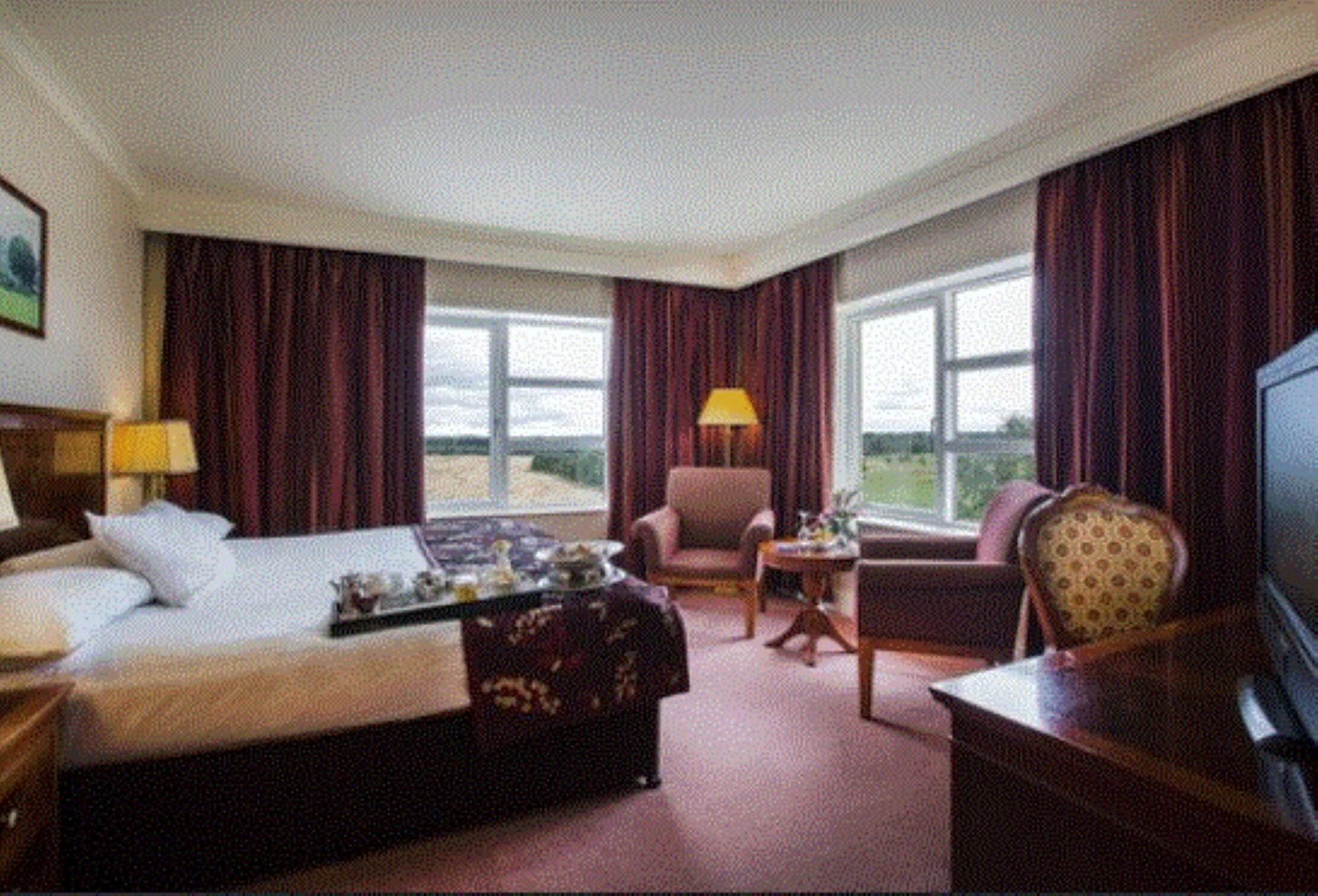 Knightsbrook Hotel & Golf Resort Trim Eksteriør bilde