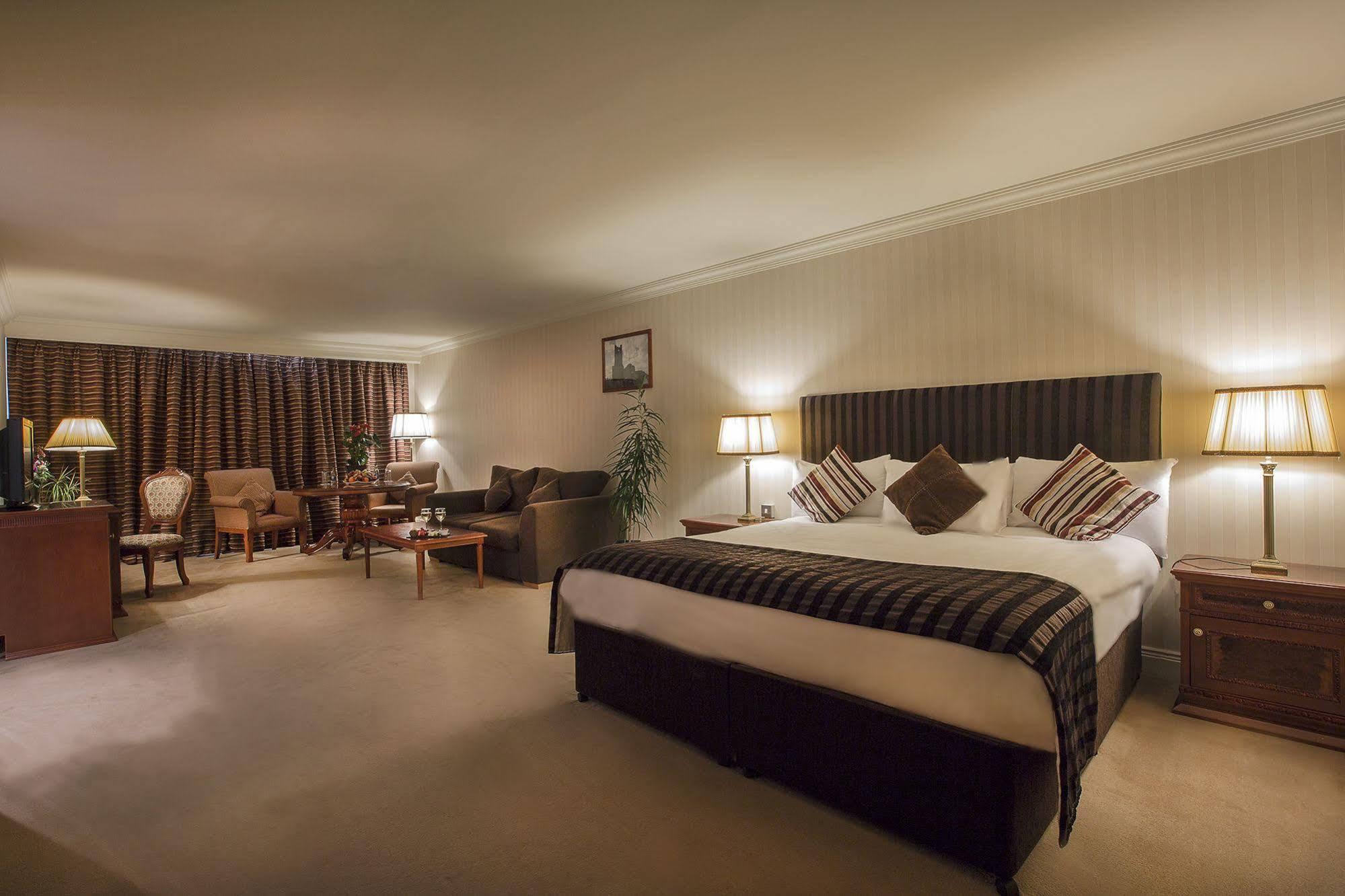 Knightsbrook Hotel & Golf Resort Trim Eksteriør bilde